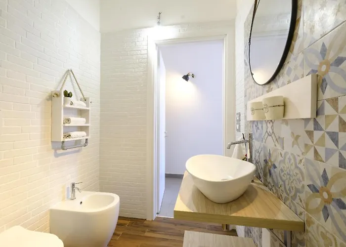 Essential 卡萨拉诺