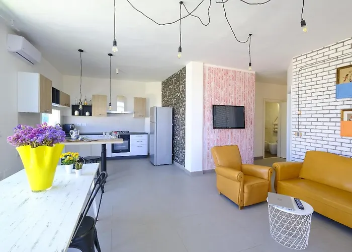 Essential * קאסארנו