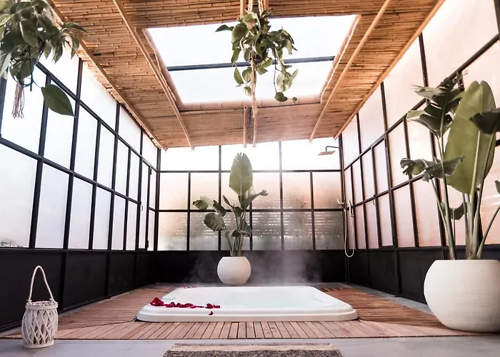 Essential * קאסארנו